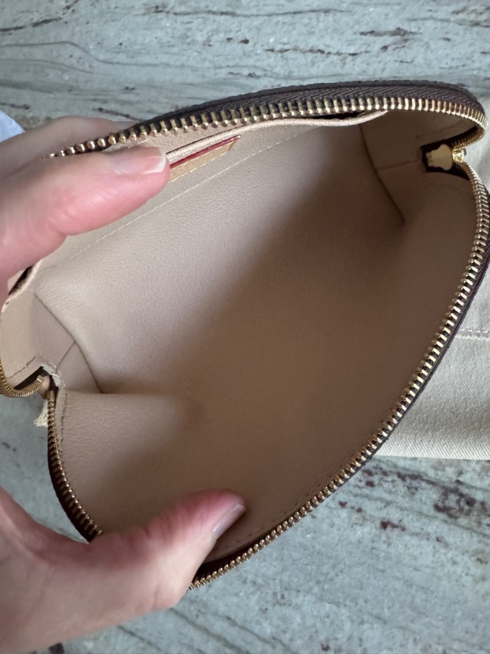 ๐ LOUIS VUITTON | BRAND NEW small cosmetic pouch M47515 - Picture 6 of 11